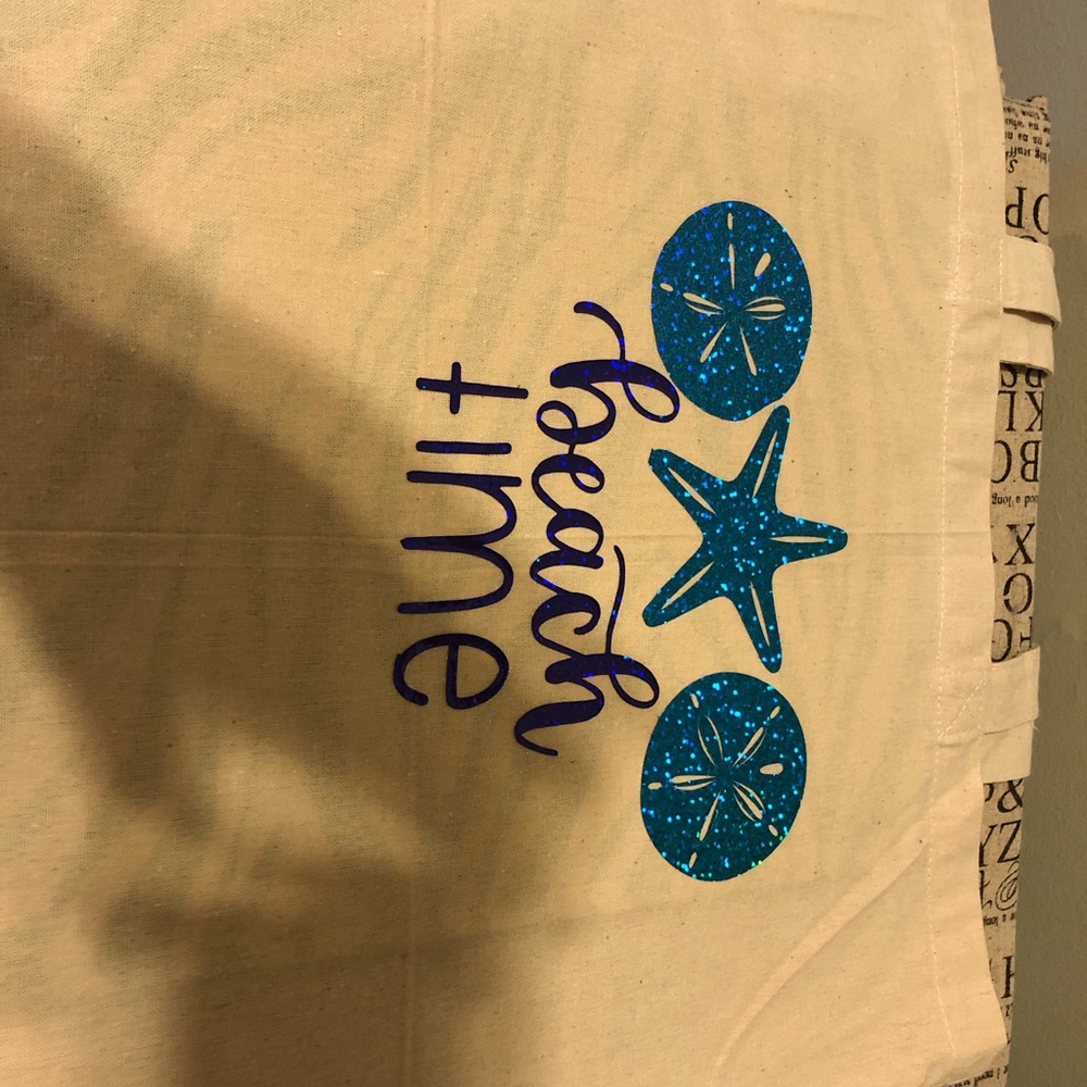Beach tote bag